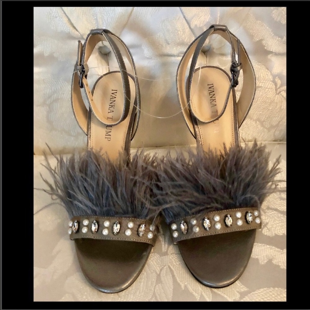 I VANKA TRUMP SUEDE/JEWELED OSTRICH FEATHER HEELS - Picture 4 of 8